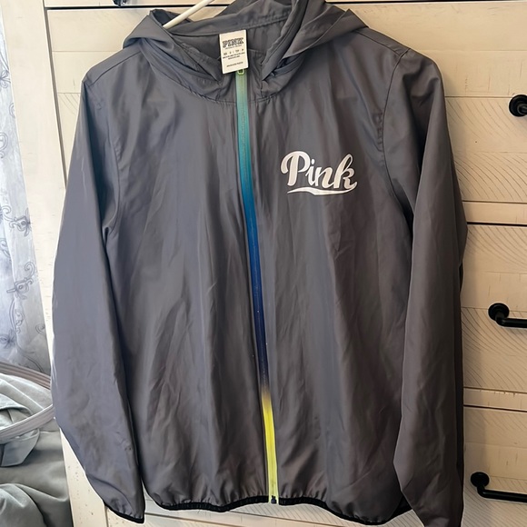 Victoria Secret wind breaker - Picture 1 of 3